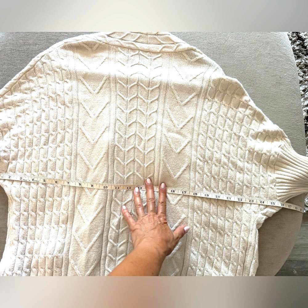 Cyrus Women Medium Cable Knit long Cardigan Sweater Oversized Ivory Beige - Picture 7 of 10